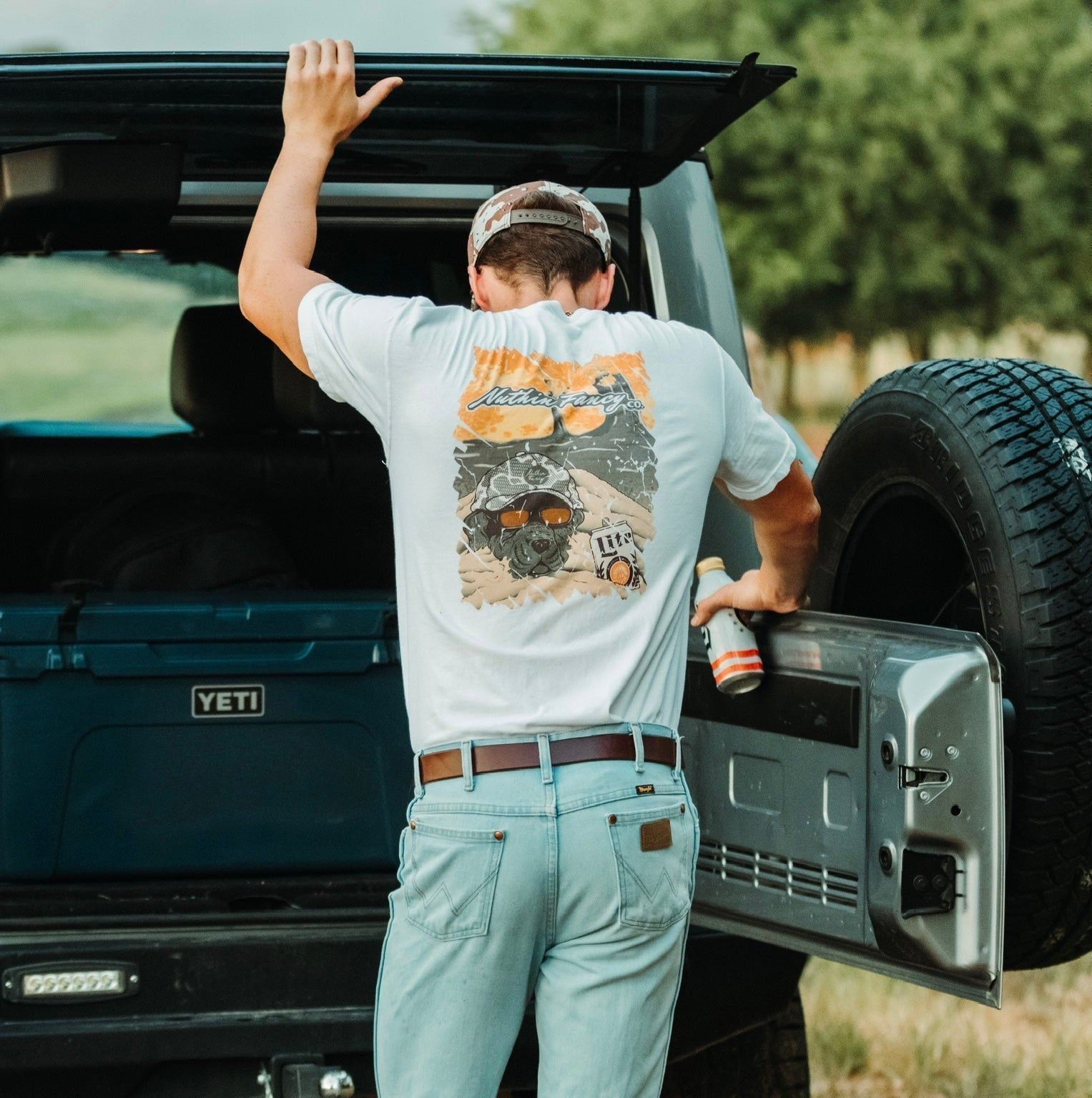 From Trail to Tailgate: Versatile Outfits for Outdoor Living - NUTHIN FANCY CO.